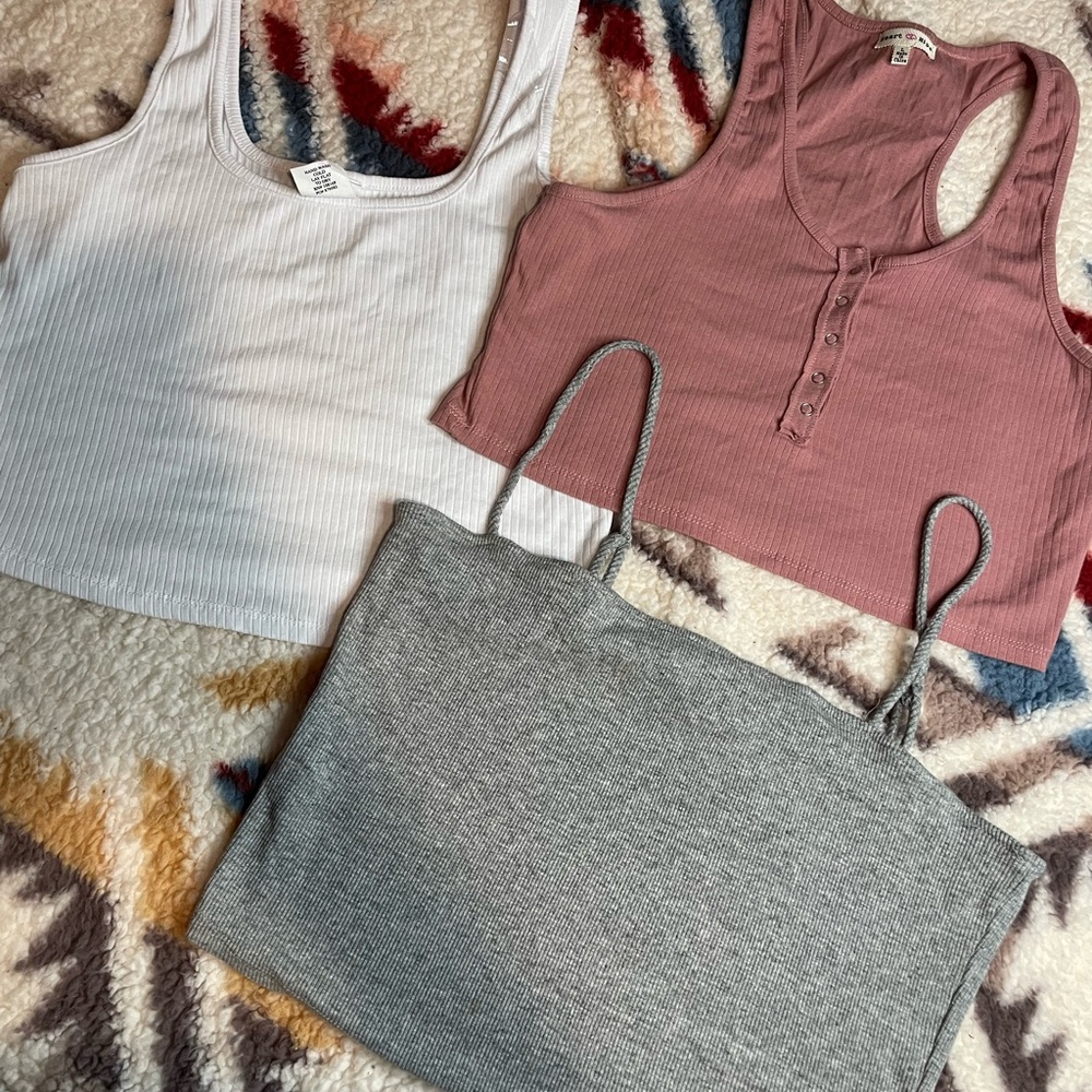 3 Crop top(s) bundle